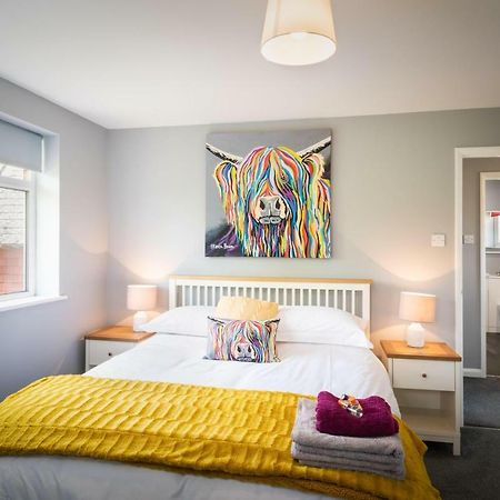 Hunters Lodge Exeter, Free Parking, Country Views, Great Wi-Fi, Large Garden Poltimore ภายนอก รูปภาพ