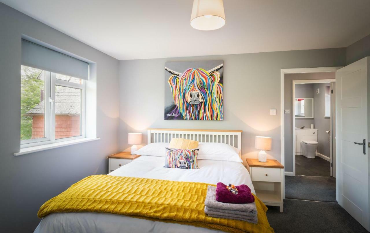 Hunters Lodge Exeter, Free Parking, Country Views, Great Wi-Fi, Large Garden Poltimore ภายนอก รูปภาพ